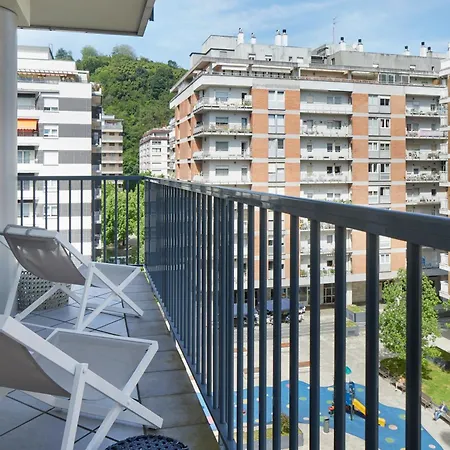 Baihaus By Feelfreerentals Apartmán